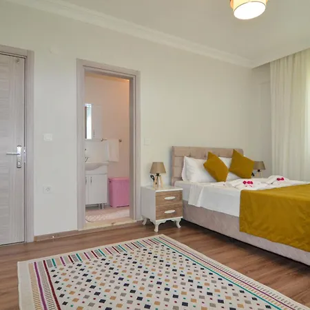 Roza Hotel Kadikoy (Fethiye)
